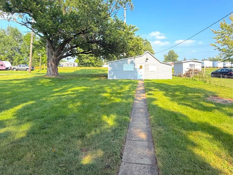 506 S Ash Street, Saint Marys, OH 45885 Photo 3