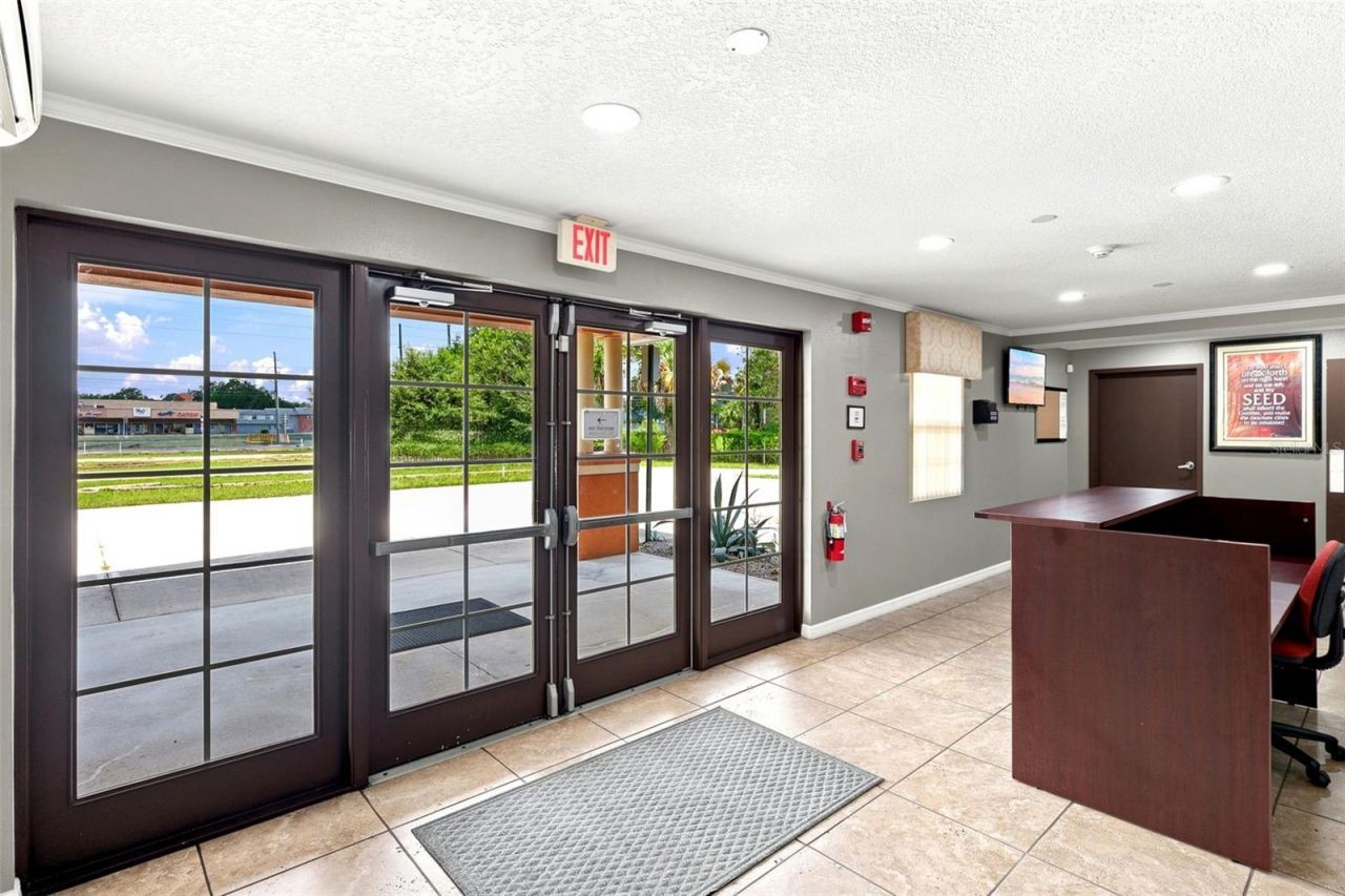 3075 N Goldenrod Road, Winter Park, FL 32792 Photo