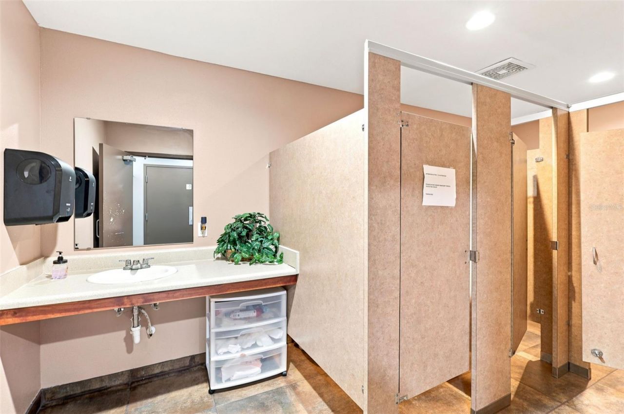 3075 N Goldenrod Road, Winter Park, FL 32792 Photo