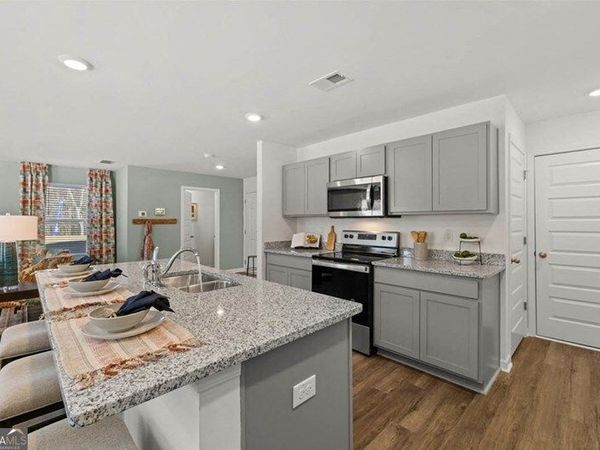 9 Charleston Court, Statham, GA 30666
