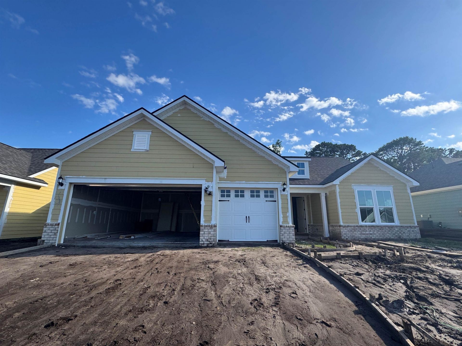 1593 Crested Iris Way, North Myrtle Beach, SC 29582 Main Photo