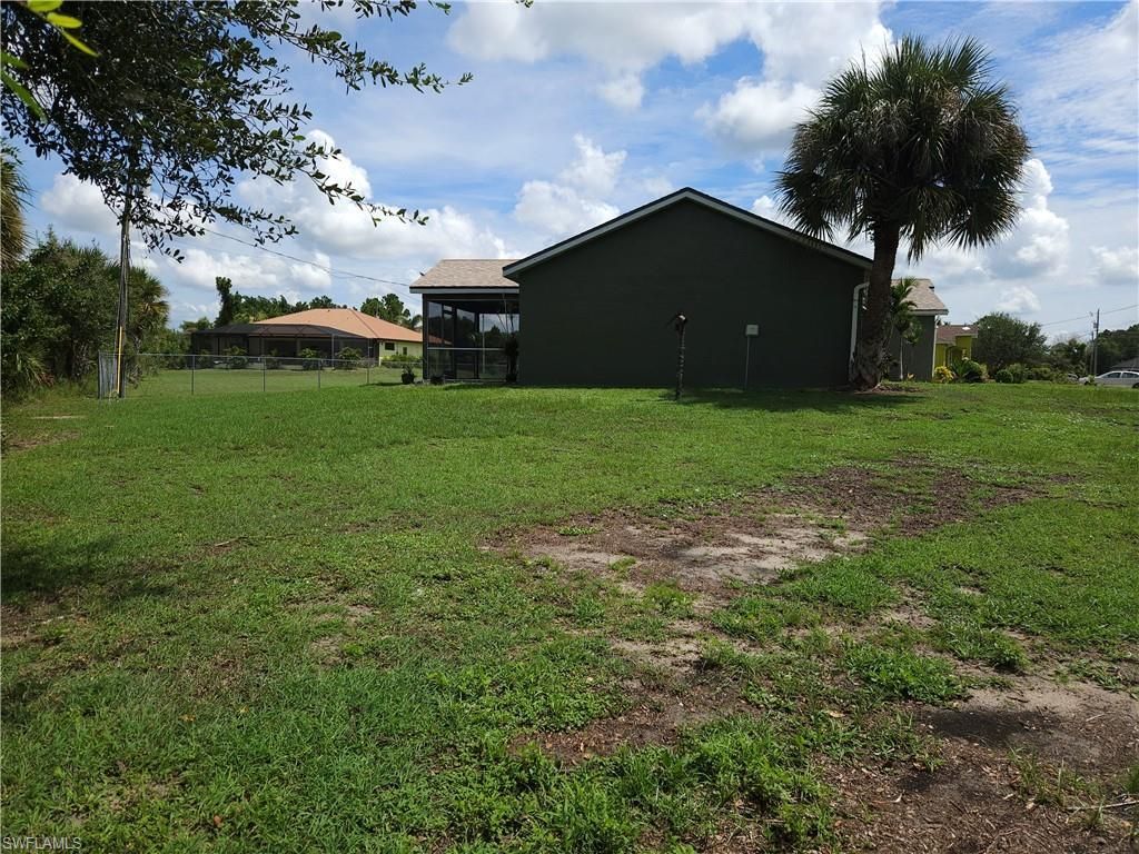 743 Testerman Ct, Lehigh Acres, FL 33974 Photo