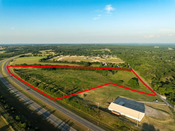 20 W Grandview Road , Tahlequah, OK 74464