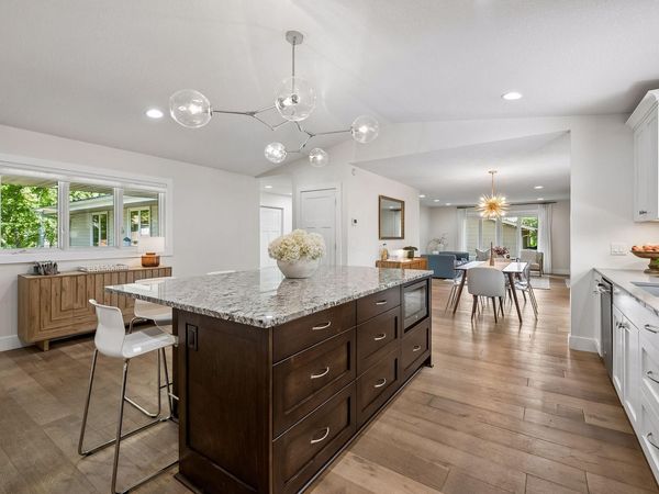7204 Glouchester Drive, Edina, MN 55435