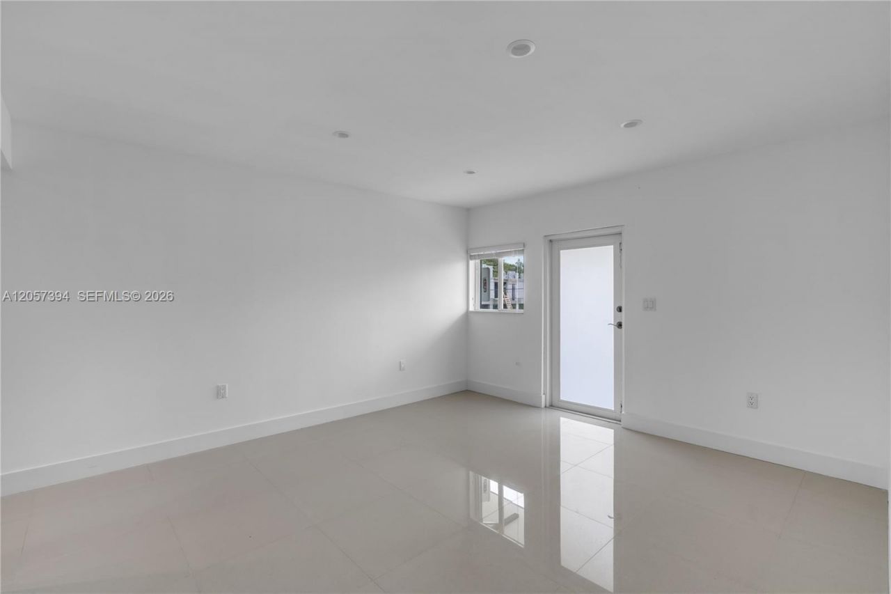 21845 Goulds Ave, Unit 102, Miami, FL 33170 Photo