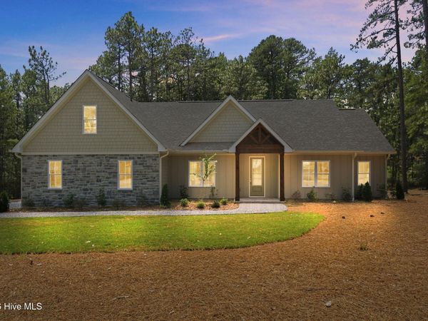 128 Banbridge Drive, Seven Lakes, NC 27376
