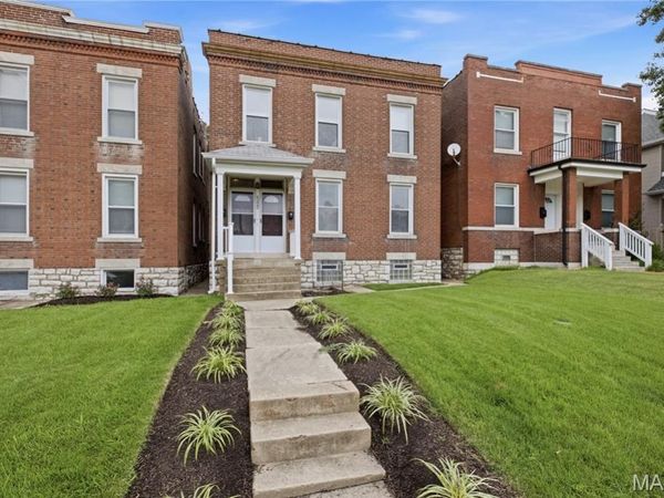 6225 Victoria Avenue , St Louis, MO 63139