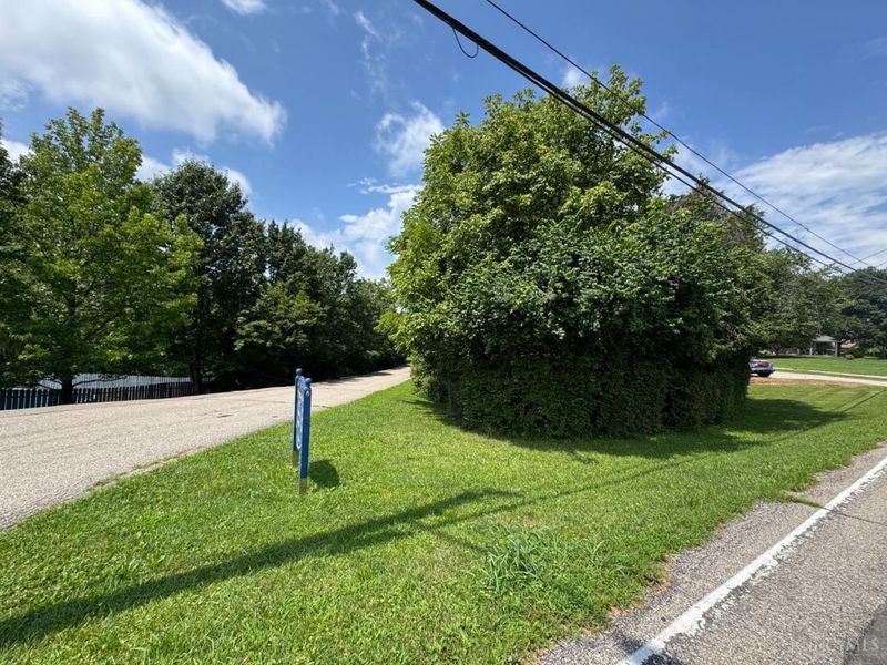 3987 Ebenezer Road, Green Township, OH 45248 Photo 2