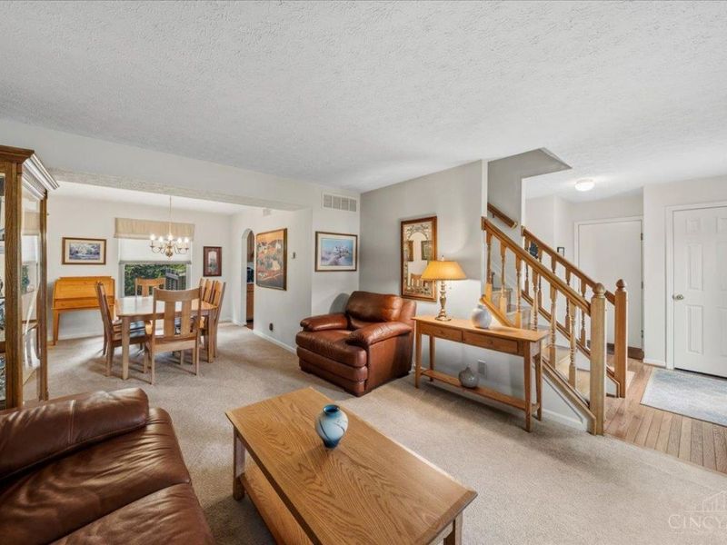 313 Parktrail Lane, Delhi Twp, OH 45238 Photo 3