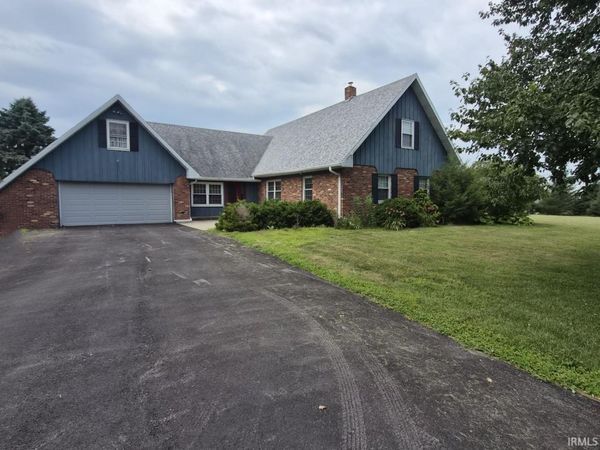 2600 E 1100 N, Monon, IN 47959