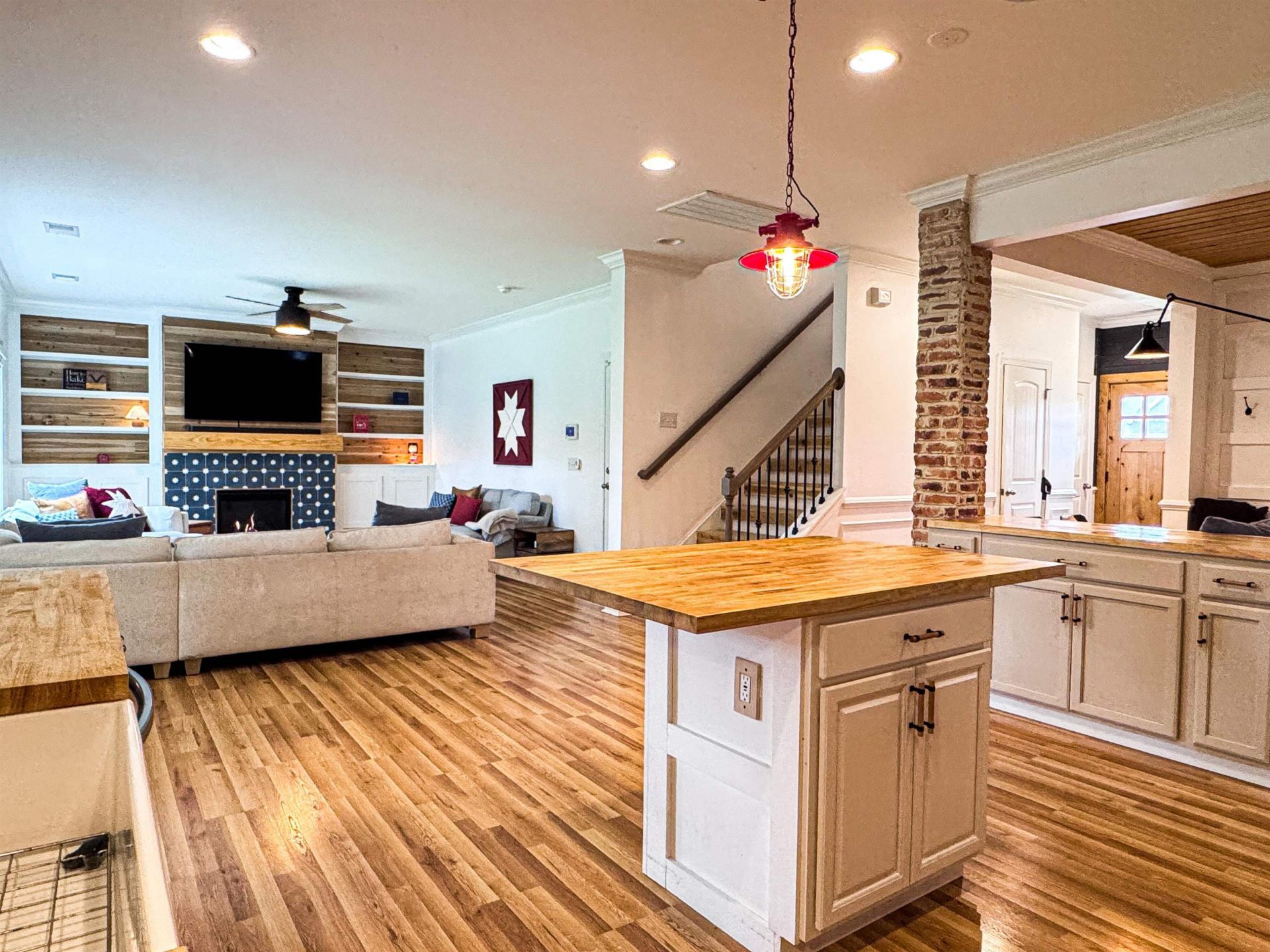 1004 Maccoa Dr.  Photo 12
