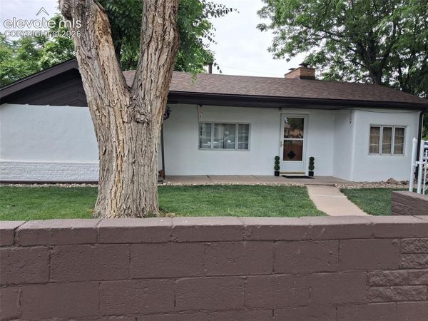 804 Cherry Lane, Pueblo, CO 81005