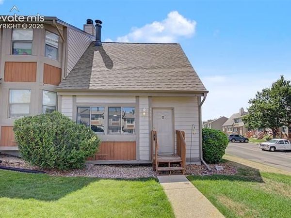 5556 Mansfield Court, Colorado Springs, CO 80918