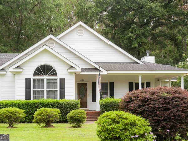 434 East Gate Drive, Thomasville, GA 31757