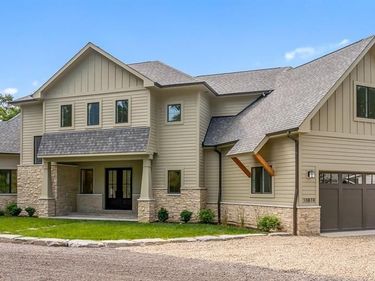 10874 Basswood Drive, New Buffalo Twp, MI 49117