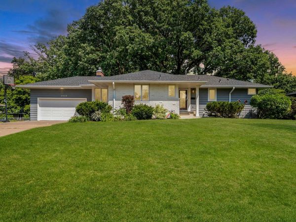 2630 Major Avenue N, Golden Valley, MN 55422