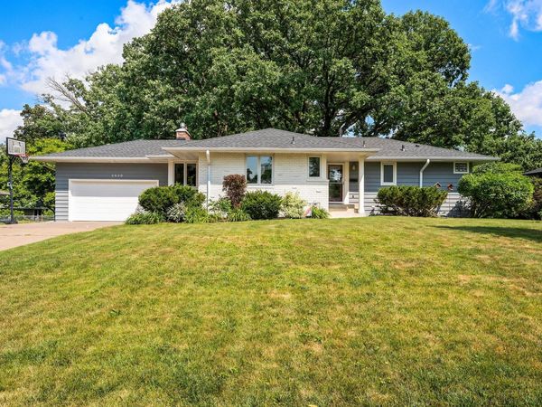 2630 Major Avenue N, Golden Valley, MN 55422
