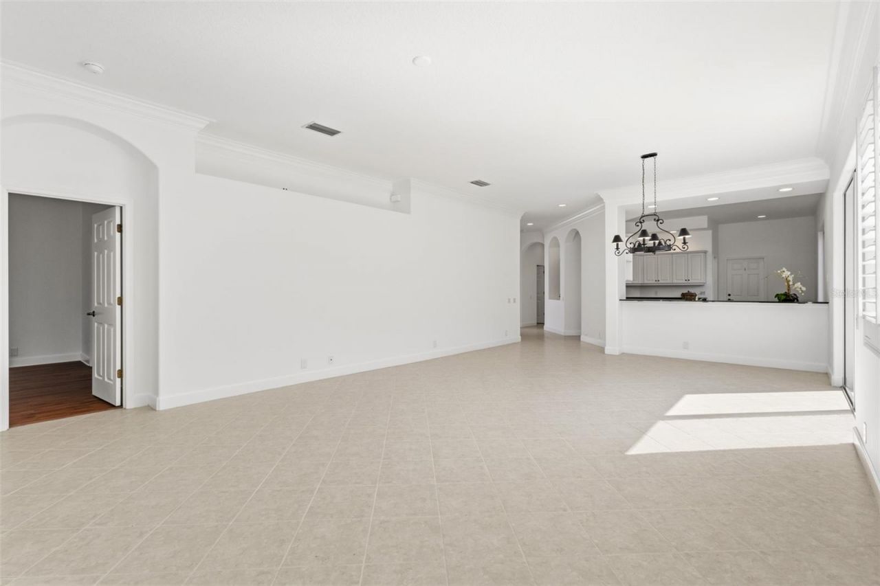 8644 54th Avenue Circle E, Bradenton, FL 34211 Photo