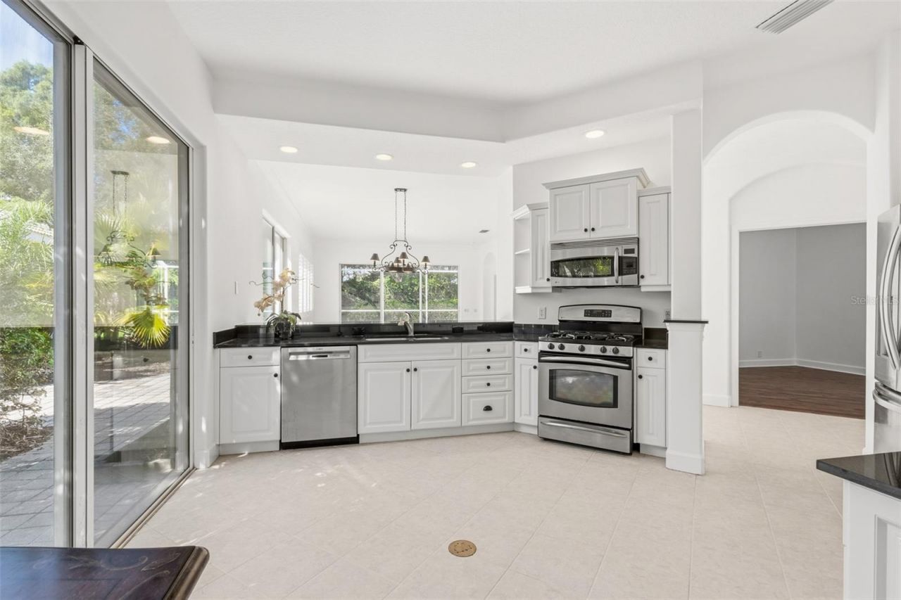 8644 54th Avenue Circle E, Bradenton, FL 34211 Photo