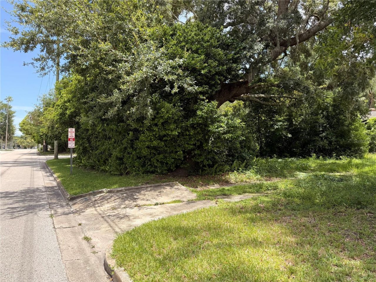 1804 S Maple Avenue , Sanford, FL 32771 Photo