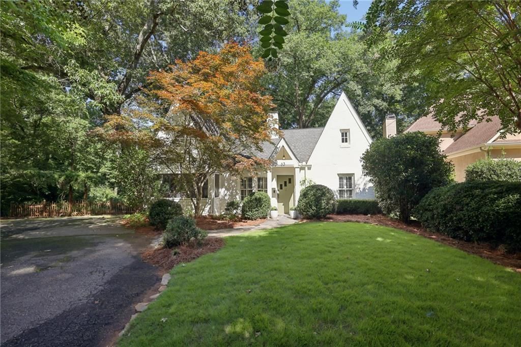63 Honour Circle Nw, Atlanta, GA 30305 Main Photo