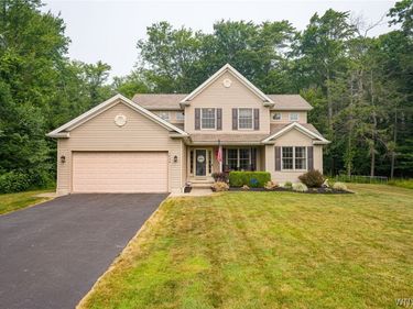 1634 Schoellkopf Road , Lake View, NY 14085