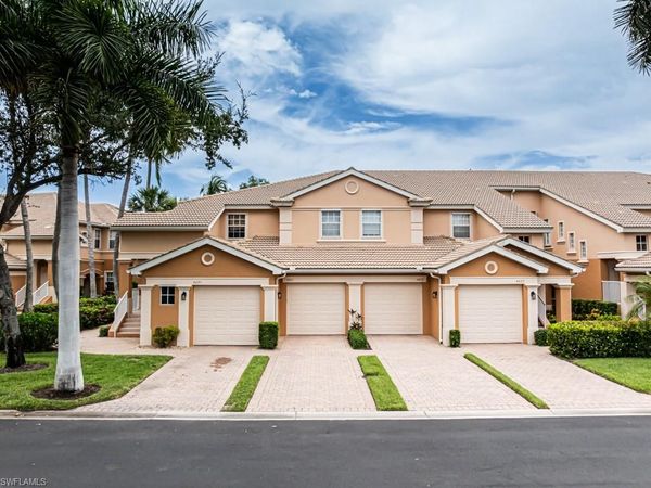 9641 Spanish Moss WAY, Unit 4011, BONITA SPRINGS, FL 34135