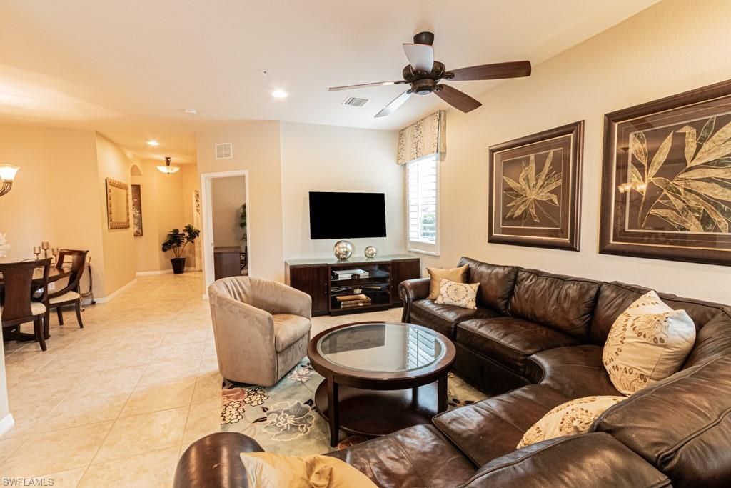 9641 Spanish Moss Way, Unit 4011, Bonita Springs, FL 34135 Photo