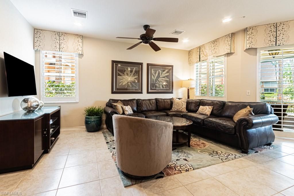 9641 Spanish Moss Way, Unit 4011, Bonita Springs, FL 34135 Photo
