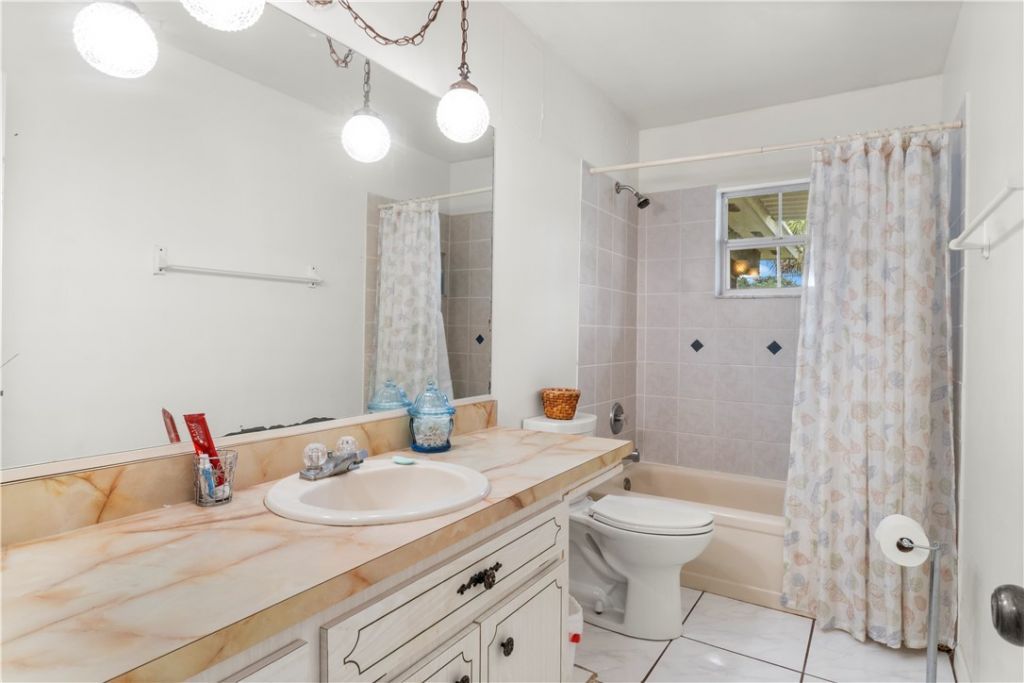 710 Rose Avenue, Sebastian, FL 32958 Photo