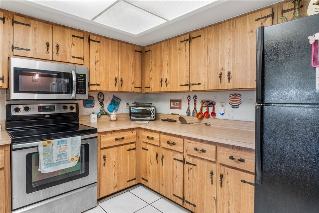 710 Rose Avenue, Sebastian, FL 32958 Photo
