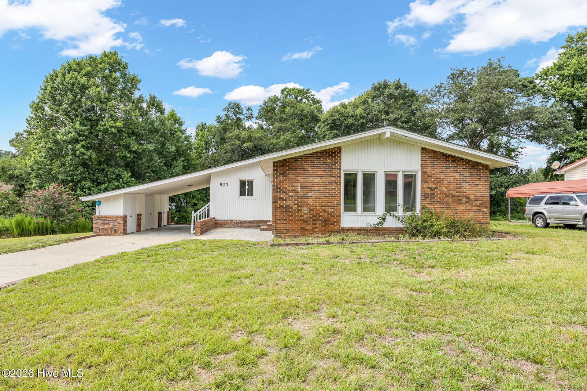 503 Rollingwood Drive, Dudley, NC 28333 Main Photo