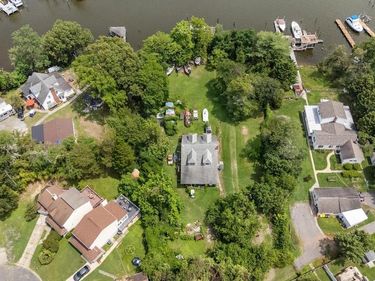 8555 KIM MARIE COURT , PASADENA, MD 21122