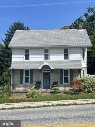 9 W PENNSYLVANIA AVENUE , STEWARTSTOWN, PA 17363