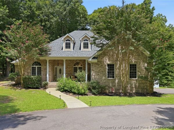 1954 Duffers Lane , Sanford, NC 27332