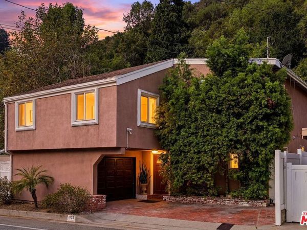 1029 N Beverly Glen Boulevard , Los Angeles, CA 90077