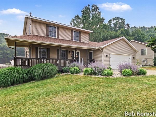 4507 Rolling Ridge Drive, Caledonia, MI 49316