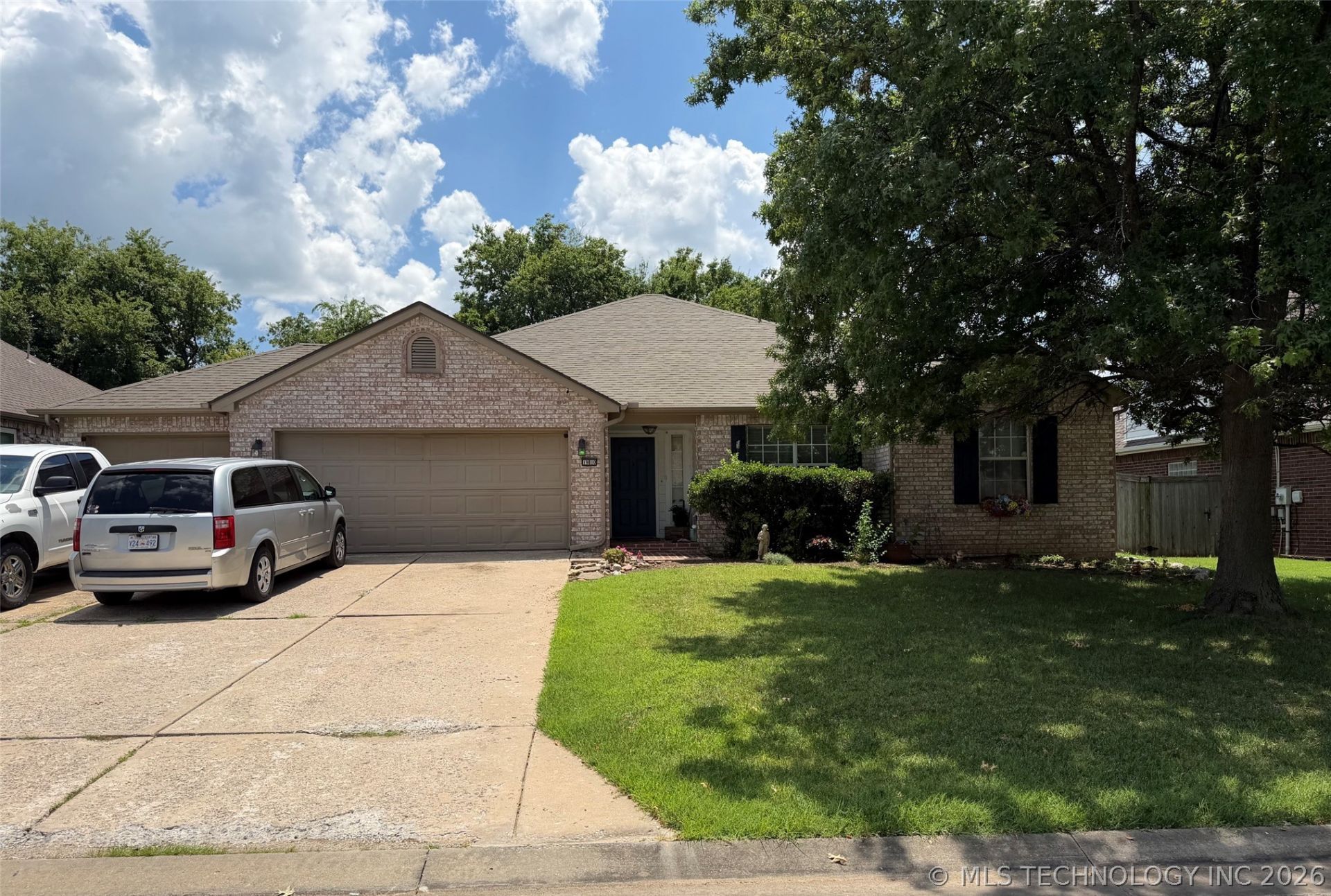19810 E 45th Street S, Broken Arrow, OK 74014 Main Photo