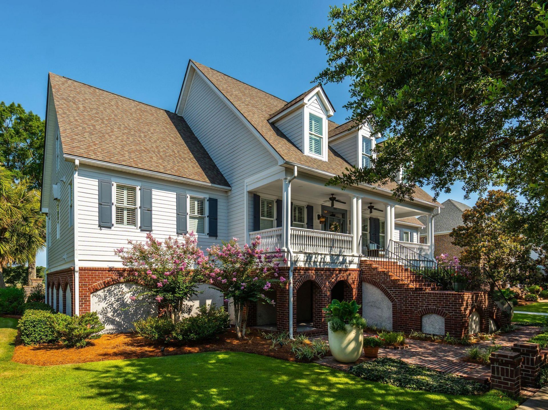 194 Beresford Creek Street Photo 4