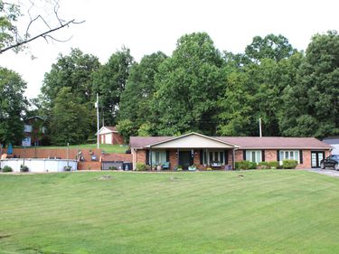 460 Combs Circle, London, KY 40744