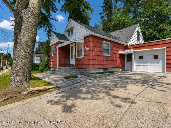 740 Cawood, Lansing, MI 48915