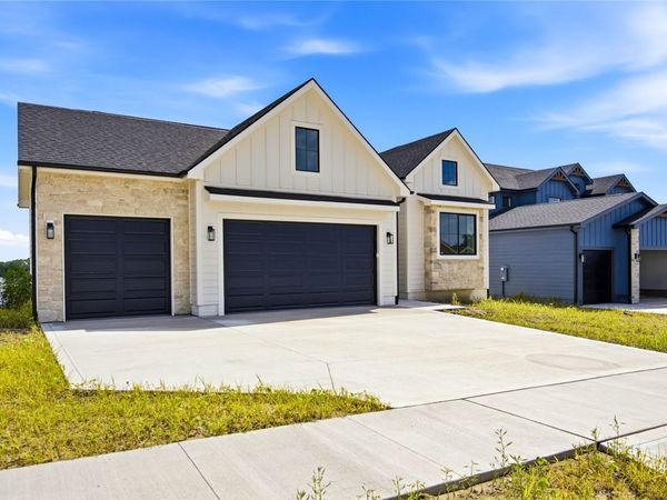 2605 Ponte Place, Adel, IA 50003