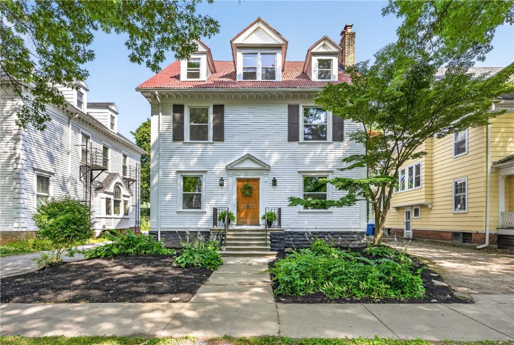 70 Dartmouth Street, Rochester, NY 14607 Main Photo