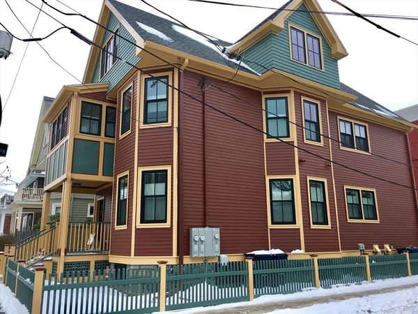 17 Pemberton, Unit 2, Cambridge, MA 02140