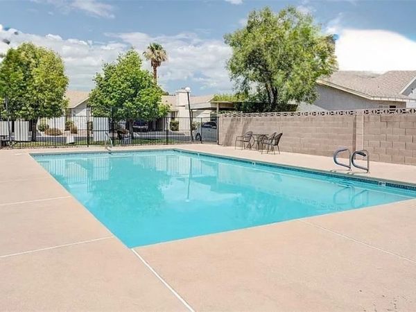 601 Jonathan Glen Way , Las Vegas, NV 89145