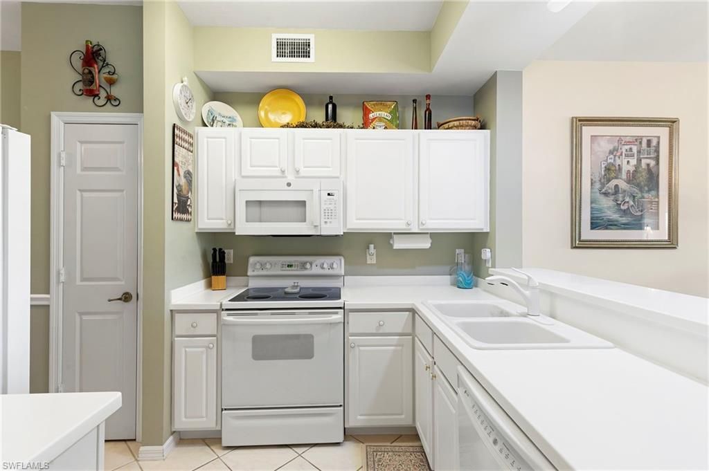 3935 Loblolly Bay Dr , Unit 303, Naples, FL 34114 Photo