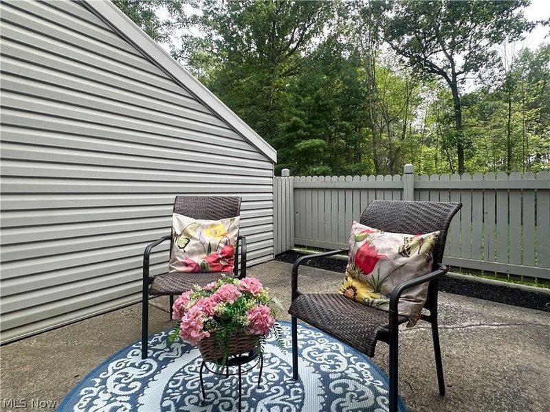 34 Woodland Chase Boulevard, Niles, OH 44446 Photo 13