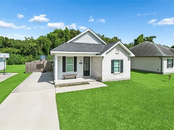 3009 MUNSTER Boulevard, Meraux, LA 70075