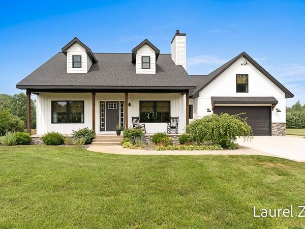 2281 N Green Creek Road, Muskegon, MI 49445