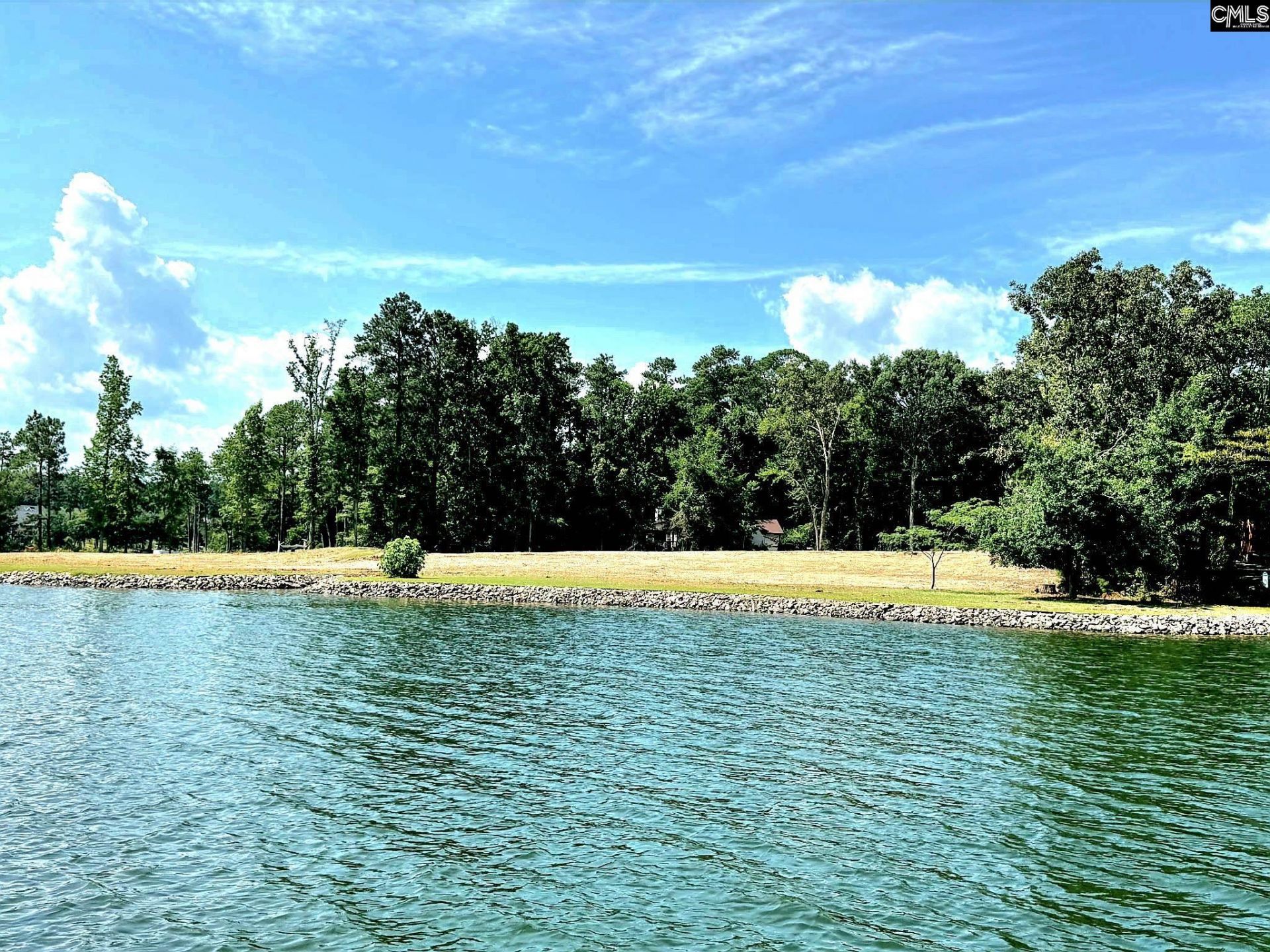 748 Crystal Lake Circle Photo 4